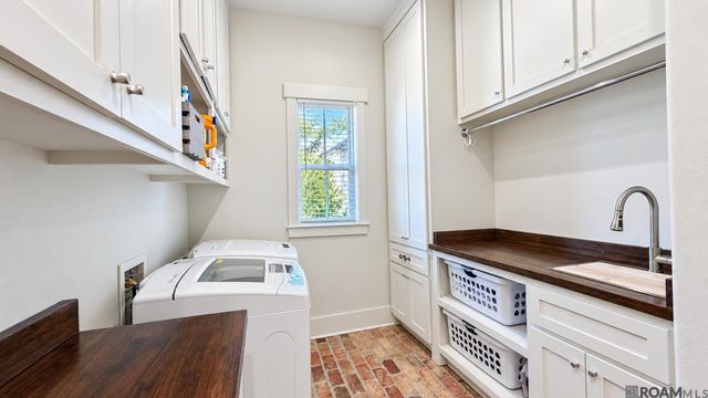 17909 Pecan Shadows Dr, Baton Rouge, LA 70810