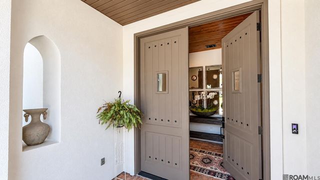 17909 Pecan Shadows Dr, Baton Rouge, LA 70810