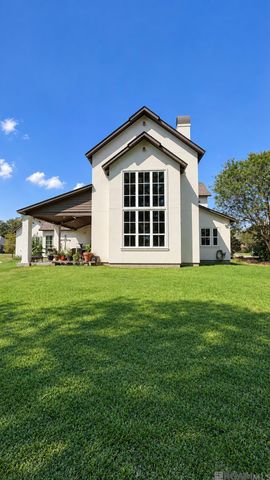 17909 Pecan Shadows Dr, Baton Rouge, LA 70810