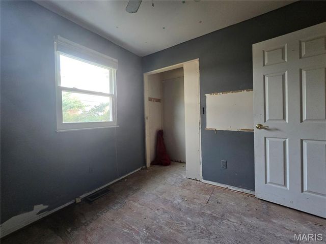 3655 Seville Drive, Florissant, MO 63033