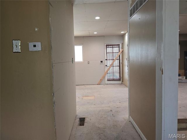 3655 Seville Drive, Florissant, MO 63033