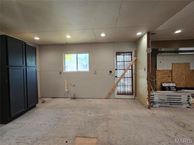 3655 Seville Drive, Florissant, MO 63033