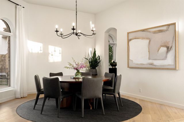 211 BELLA CIMA DR, Austin, TX 78734