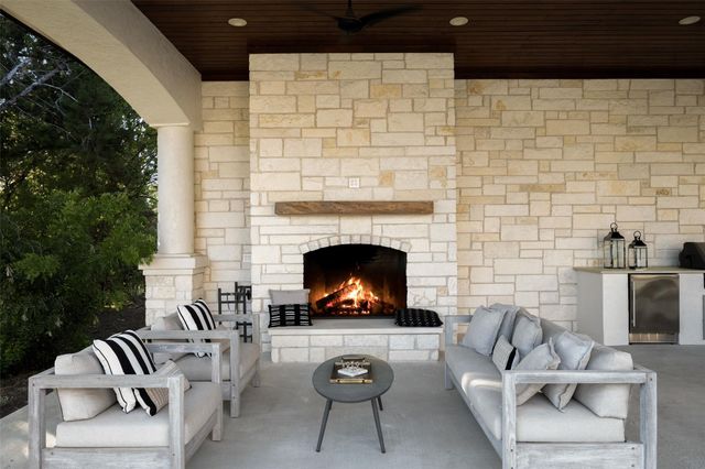 211 BELLA CIMA DR, Austin, TX 78734