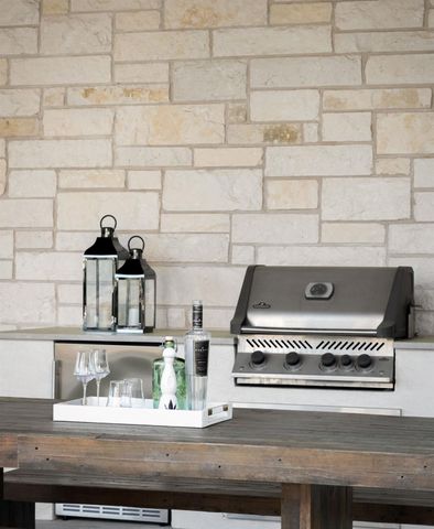 211 BELLA CIMA DR, Austin, TX 78734