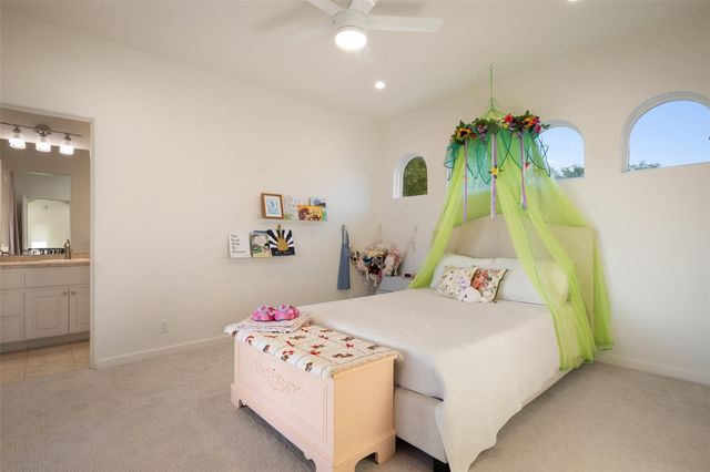 211 BELLA CIMA DR, Austin, TX 78734