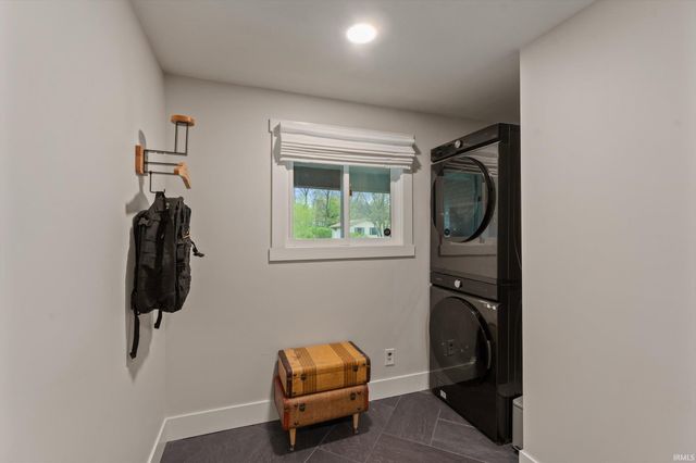 21348 Elkton Drive, South Bend, IN 46628