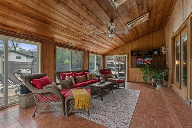 21348 Elkton Drive, South Bend, IN 46628