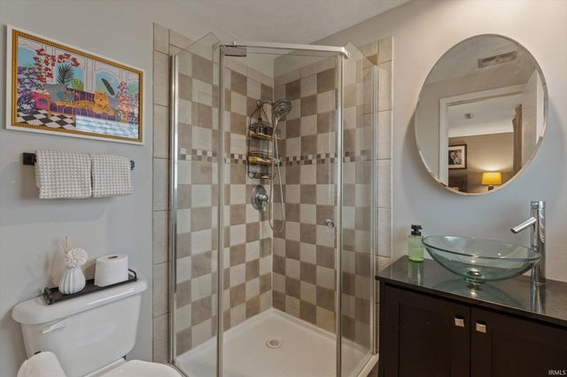 21348 Elkton Drive, South Bend, IN 46628