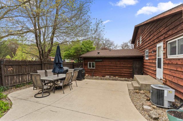 21348 Elkton Drive, South Bend, IN 46628