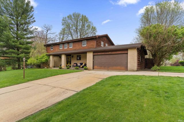 21348 Elkton Drive, South Bend, IN 46628