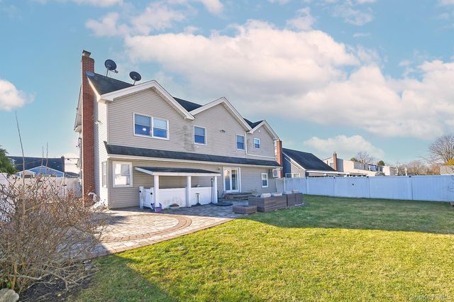 120 Brenner Avenue, Bethpage, NY 11714