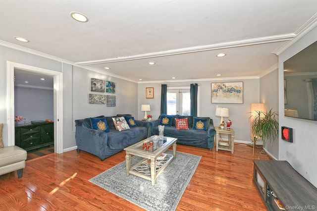 120 Brenner Avenue, Bethpage, NY 11714