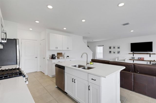 6308 MILESTONE LOOP, Palmetto, FL 34221