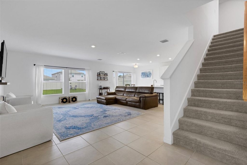Image 17 of property listing at 6308 MILESTONE LOOP, Palmetto, FL 34221