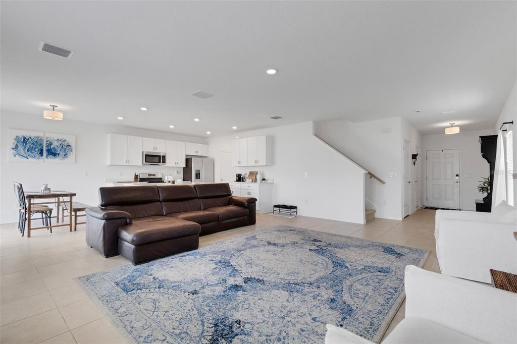 Image 20 of property listing at 6308 MILESTONE LOOP, Palmetto, FL 34221