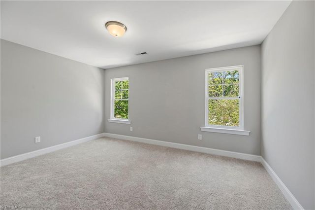 1926 Wild Rosewood Way, Winston-salem, NC 27103
