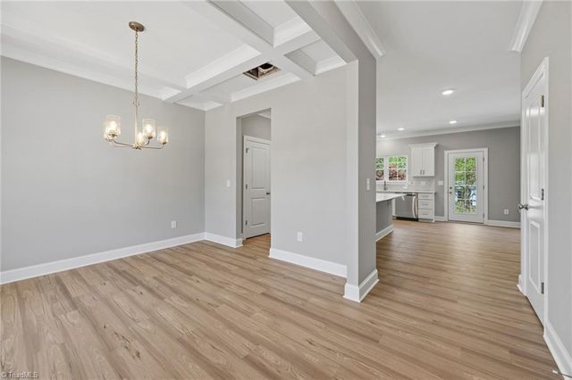 1926 Wild Rosewood Way, Winston-salem, NC 27103