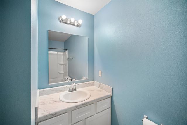 1108 W Abilene Road, Claremore, OK 74019