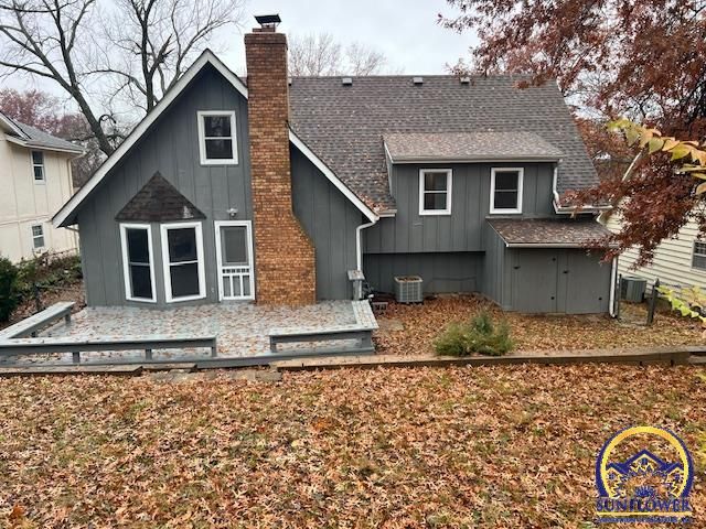 3116 SW Stone AVE, Topeka, KS 66614