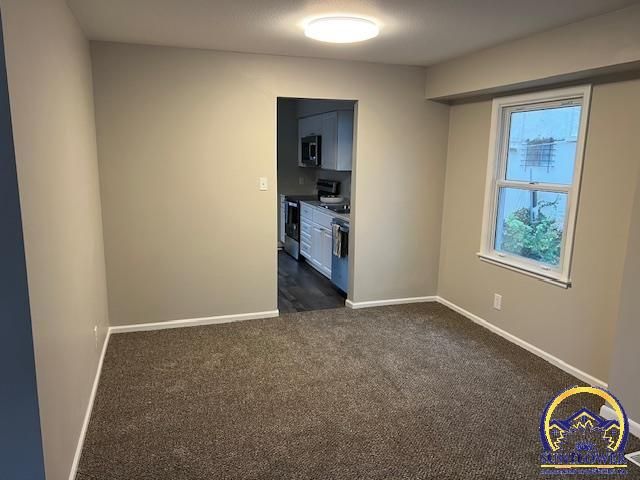 3116 SW Stone AVE, Topeka, KS 66614