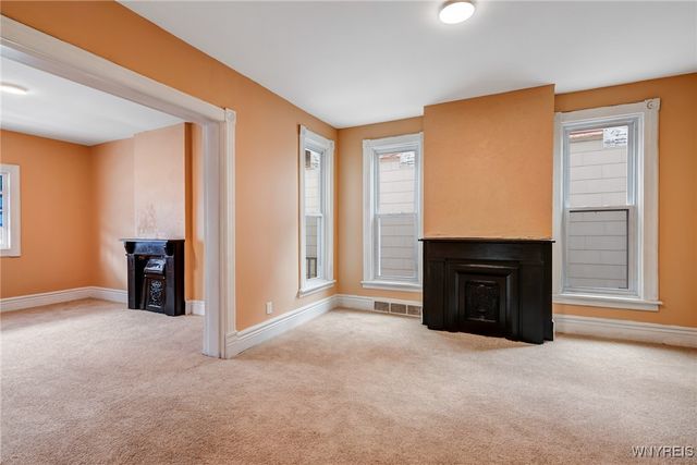 285 East North Street, Buffalo, NY 14204