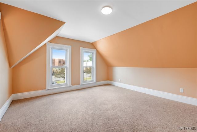 285 East North Street, Buffalo, NY 14204