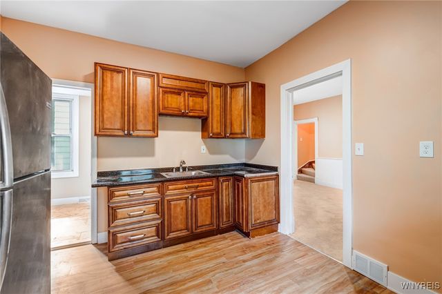 285 East North Street, Buffalo, NY 14204