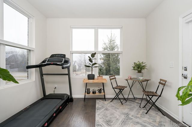 212 Trimble Street, Orion Charter Township, MI 48360