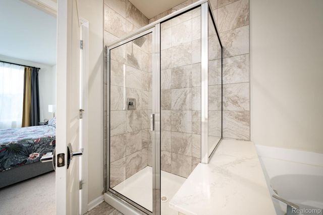 212 Trimble Street, Orion Charter Township, MI 48360