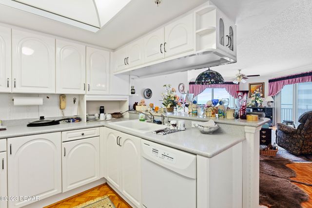 2967 S Atlantic Ave Apt 707, Daytona Beach, FL 32118