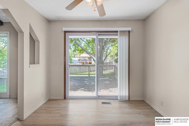 16511 Arbor Street, Omaha, NE 68130