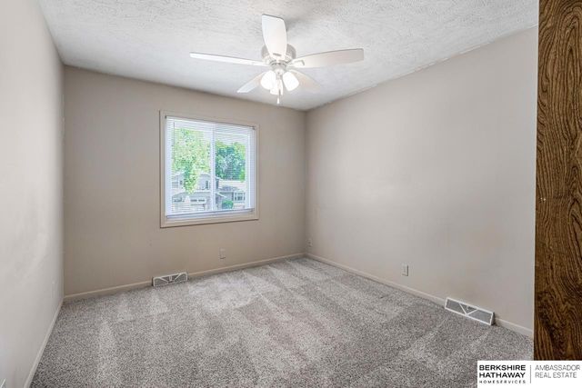 16511 Arbor Street, Omaha, NE 68130