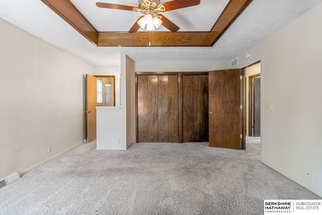 16511 Arbor Street, Omaha, NE 68130