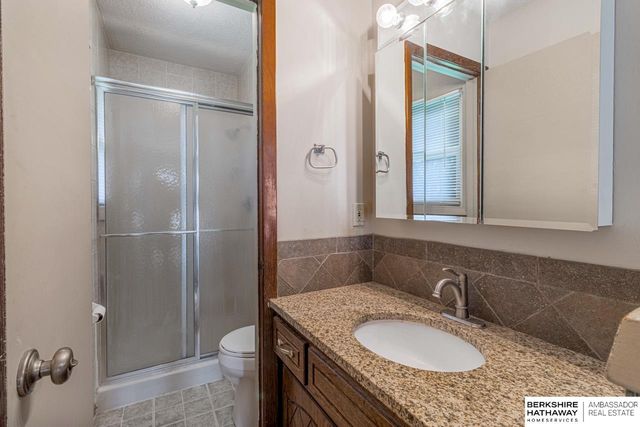 16511 Arbor Street, Omaha, NE 68130