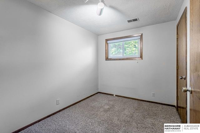 16511 Arbor Street, Omaha, NE 68130