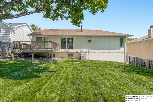 16511 Arbor Street, Omaha, NE 68130