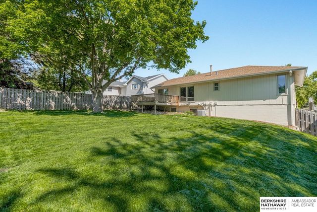 16511 Arbor Street, Omaha, NE 68130