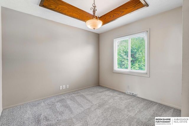 16511 Arbor Street, Omaha, NE 68130