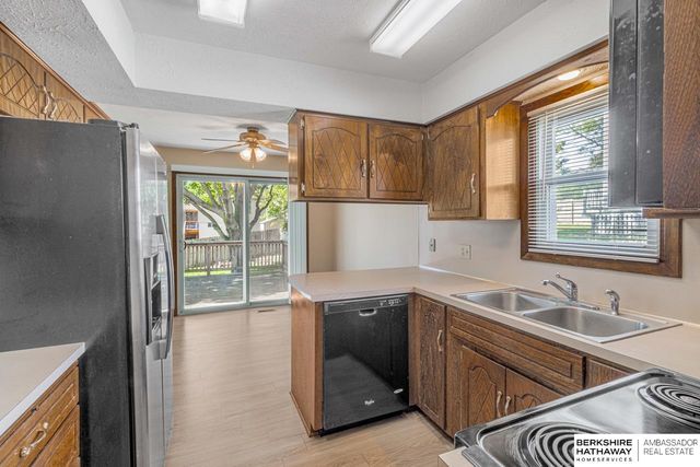 16511 Arbor Street, Omaha, NE 68130