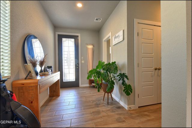 12636 ZOLLINGER Avenue, El Paso, TX 79928