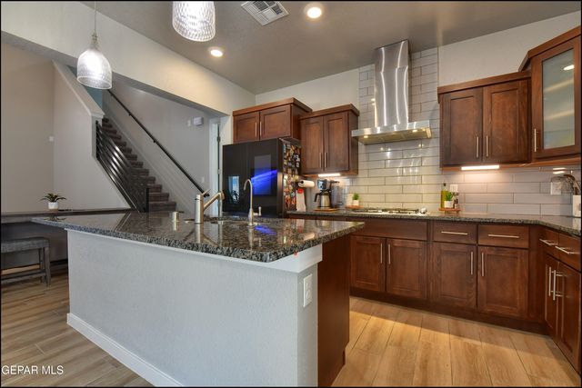 12636 ZOLLINGER Avenue, El Paso, TX 79928