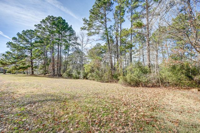 53 Smith Loop N, Cleveland, TX 77327
