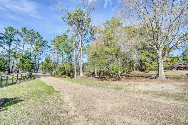 53 Smith Loop N, Cleveland, TX 77327
