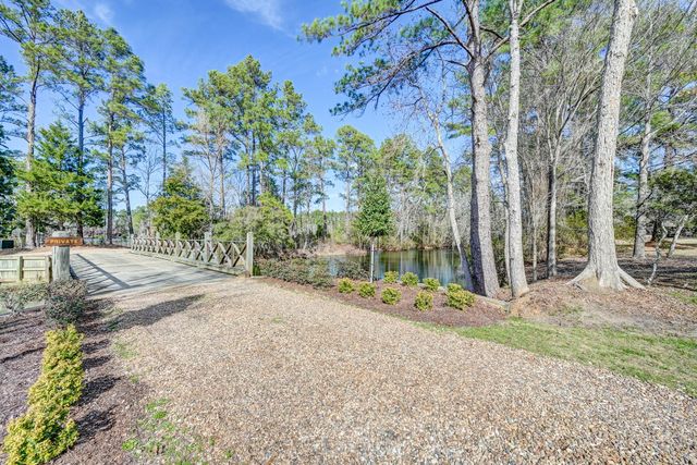 53 Smith Loop N, Cleveland, TX 77327
