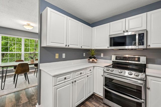 356 Sycamore Woods Lane, Gahanna, OH 43230