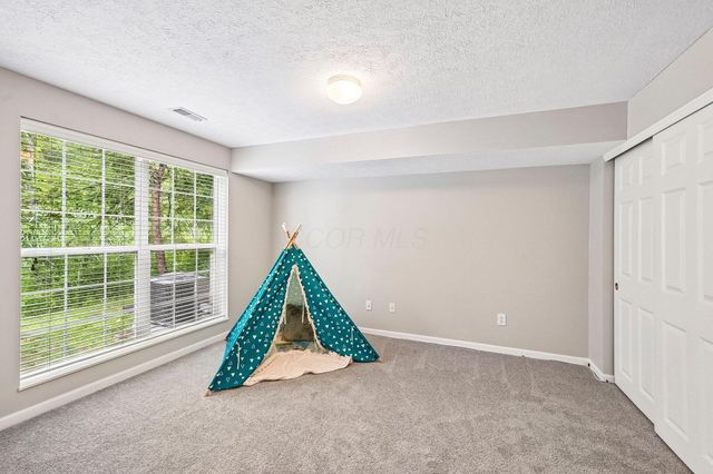 356 Sycamore Woods Lane, Gahanna, OH 43230
