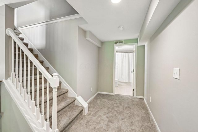 356 Sycamore Woods Lane, Gahanna, OH 43230