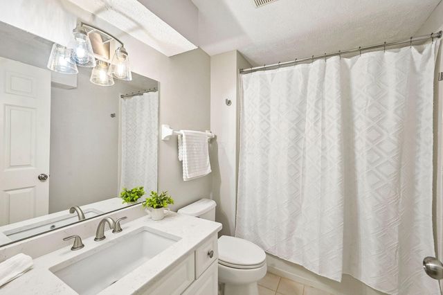 356 Sycamore Woods Lane, Gahanna, OH 43230