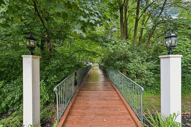 356 Sycamore Woods Lane, Gahanna, OH 43230